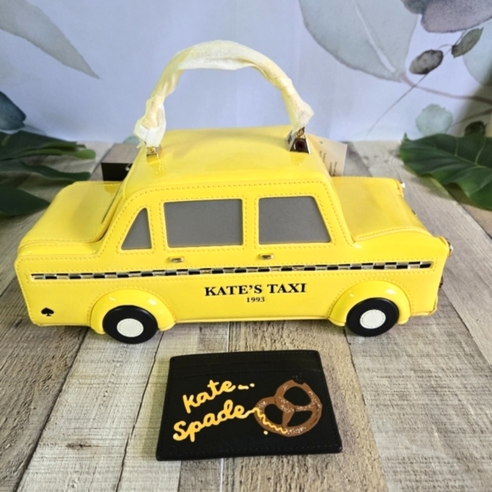 KATE SPADE | Kate's Taxi 3D Taxi Crossbody w/ NYC Pretzel Card Holder 2p…